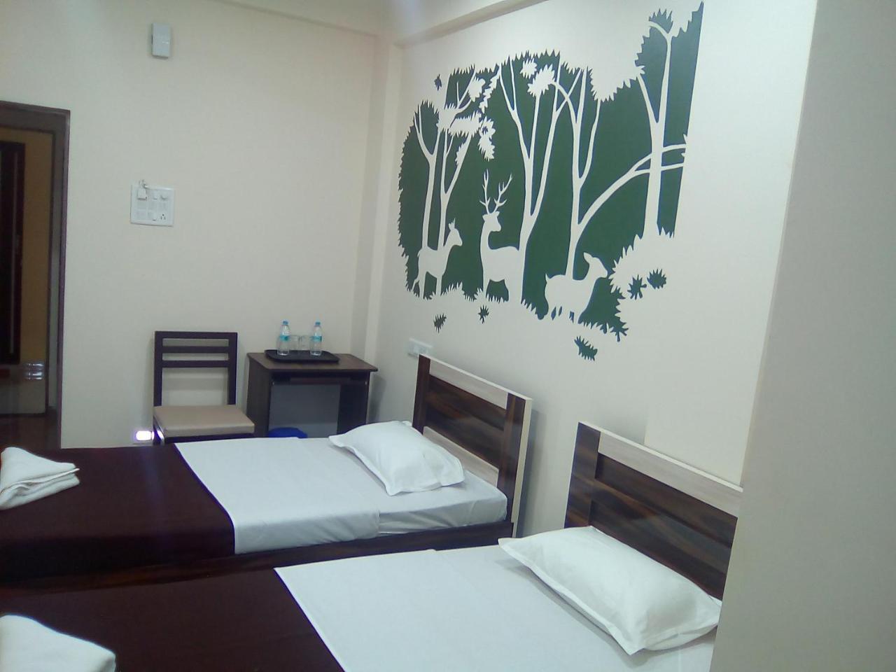 Neelisha River Front Inn Kankavali Exterior foto