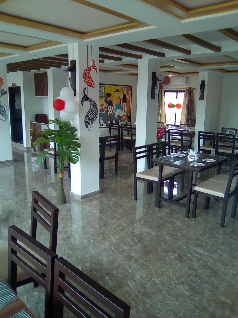 Neelisha River Front Inn Kankavali Exterior foto